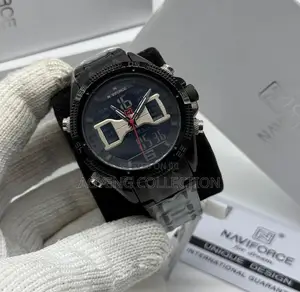 Solid Chain Wristwatch