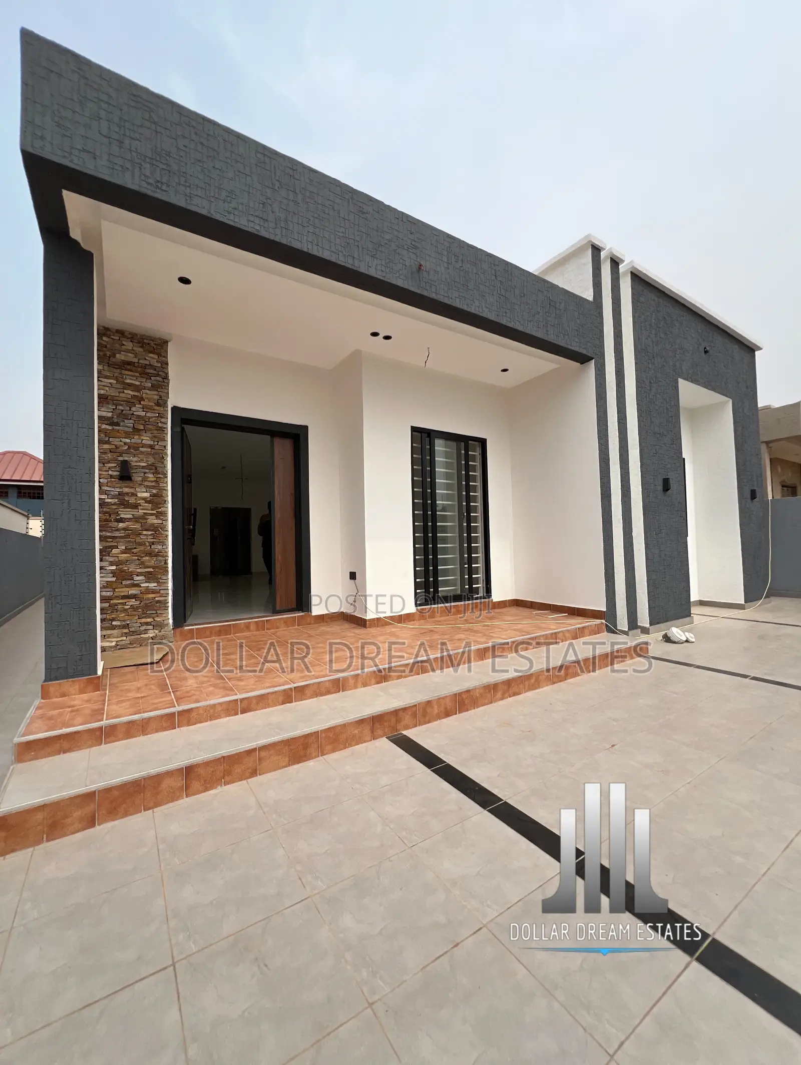 3bdrm House in Oyarifa for sale