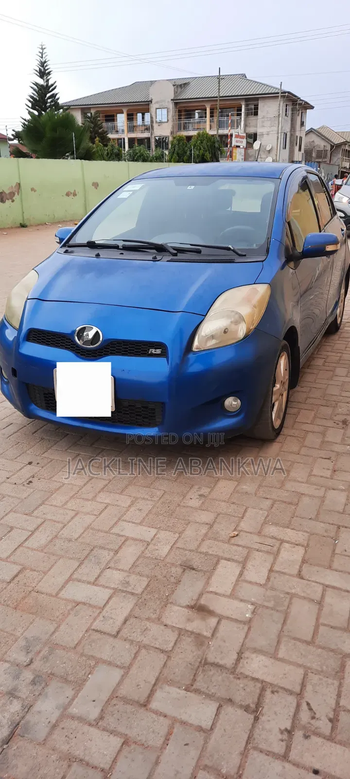 Toyota Vitz 1.3 FWD 5dr 2011 Blue