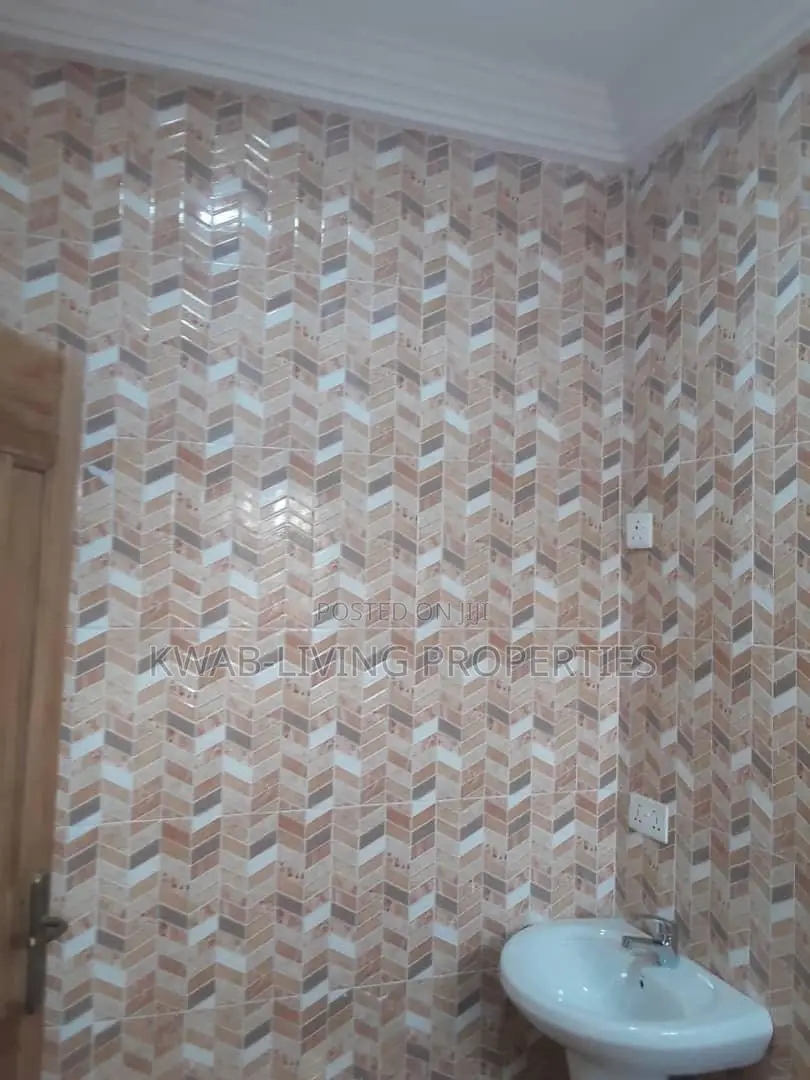 2bdrm Apartment in Oyarifa for rent