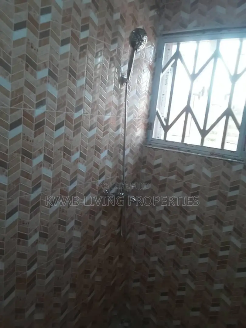 2bdrm Apartment in Oyarifa for rent