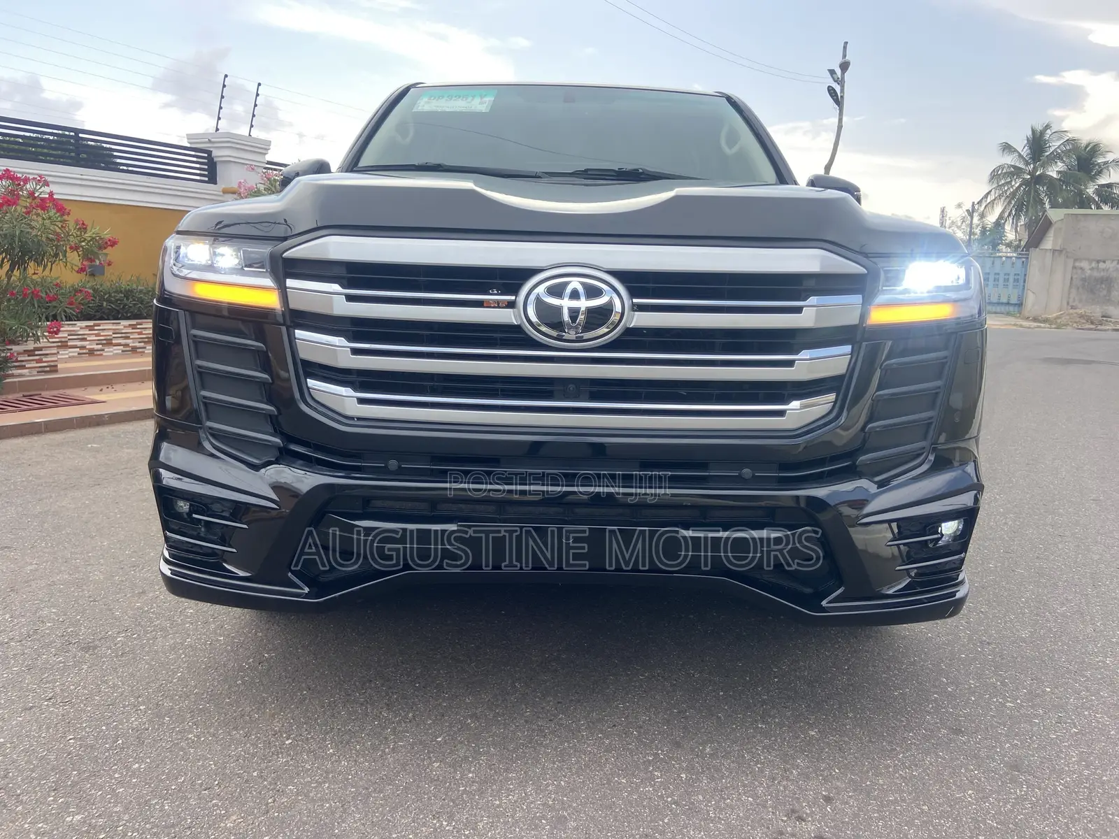 Toyota Land Cruiser 4.5 V8 GXR 2017 Black