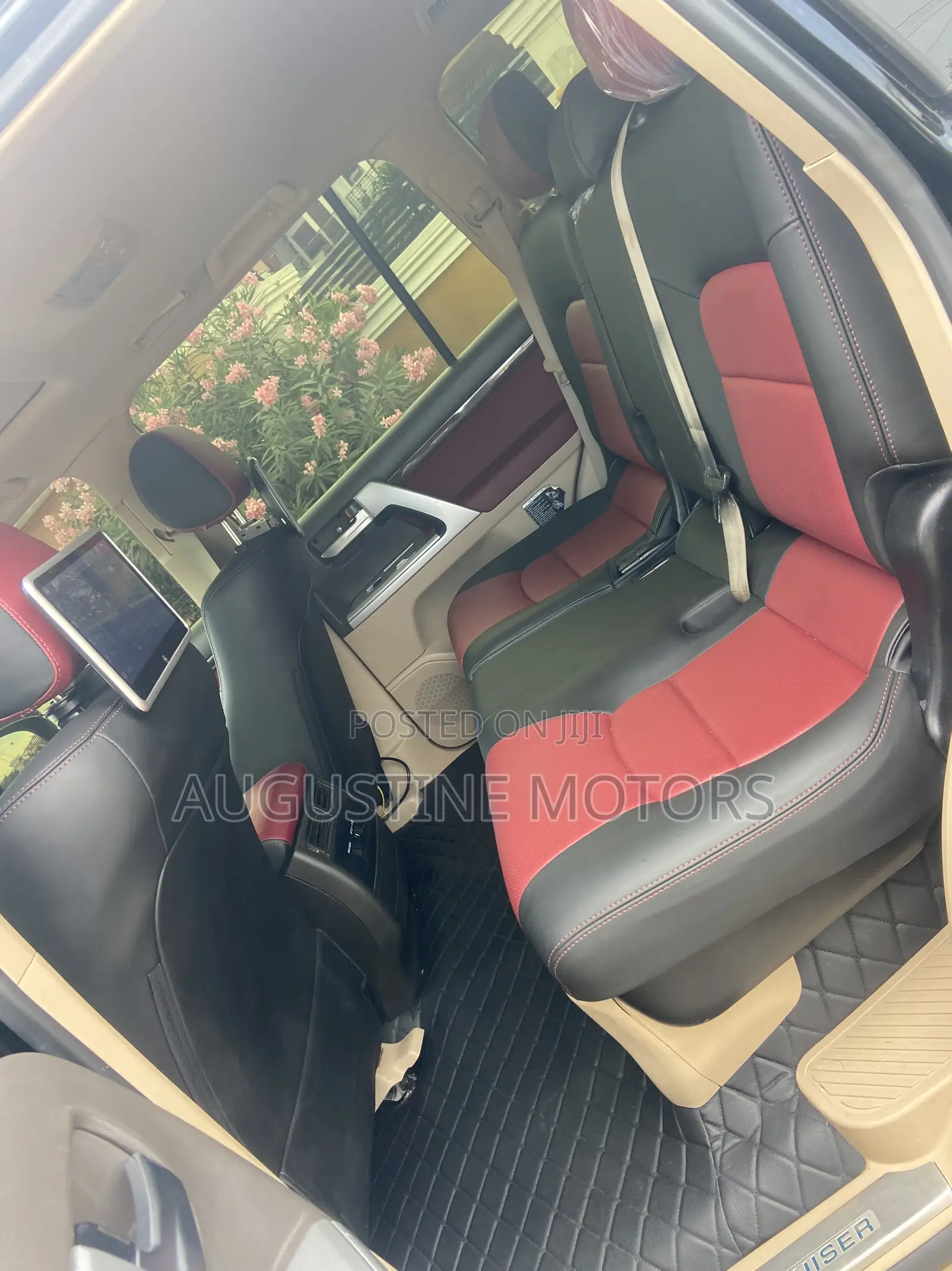 Toyota Land Cruiser 4.5 V8 GXR 2017 Black