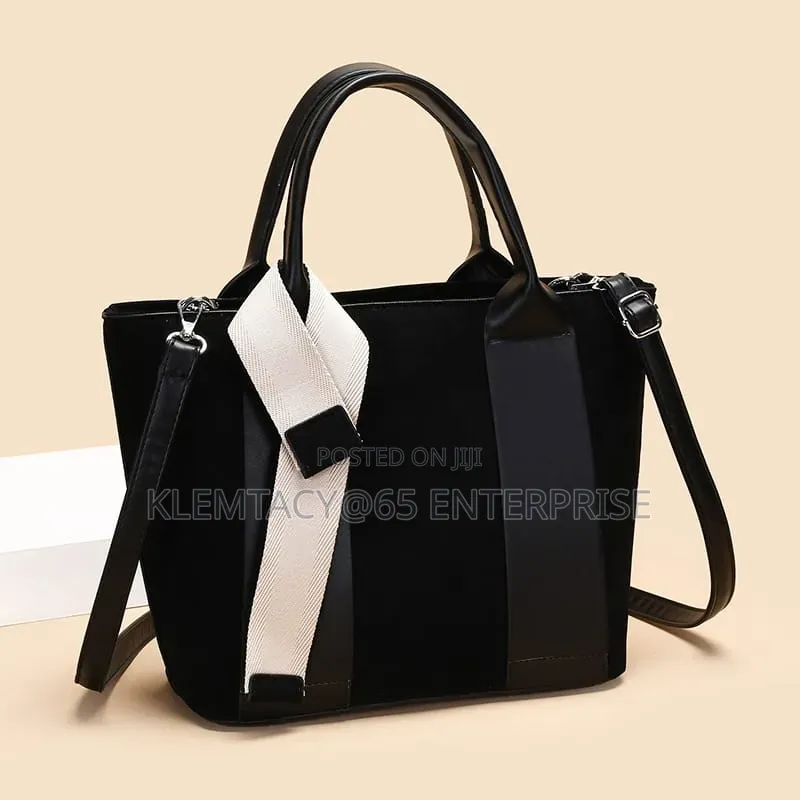 Niche Webbing Frosted Large Capacity Handbag