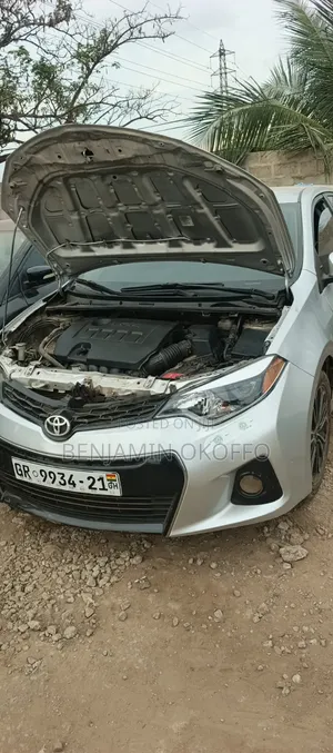 Toyota Corolla LE Eco 4dr Sedan (1.8L 4cyl CVT) 2016 Silver