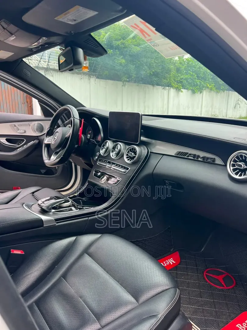 Mercedes-Benz C300 2018 White
