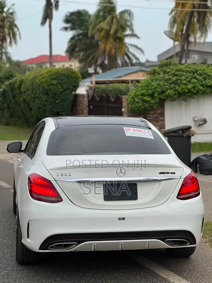 Mercedes-Benz C300 2018 White
