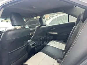 Toyota Camry SE 4dr Sedan (2.5L 4cyl 6A) 2013 Black