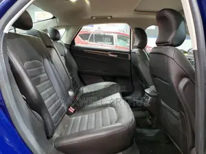 Ford Fusion SE FWD 2016 Blue
