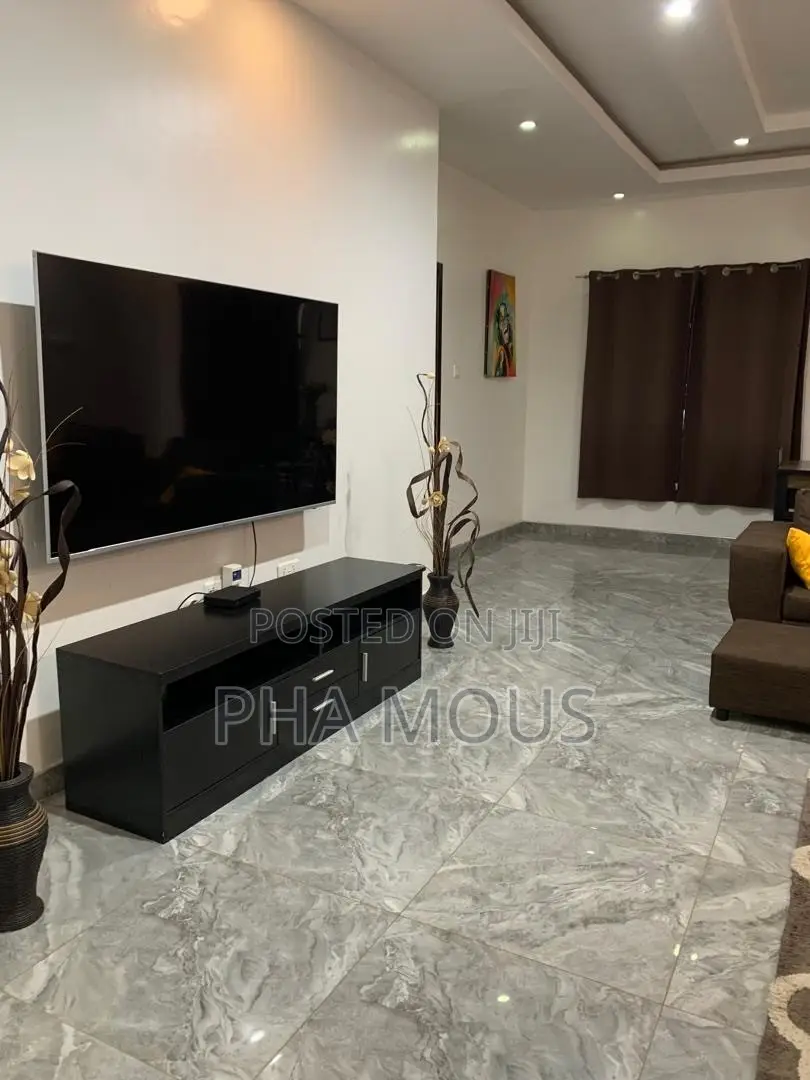 3bdrm House in Pokuase for sale
