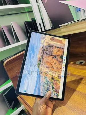 Laptop Dell Latitude 7350 Detachable 16GB Intel Core Ultra 5 SSD 256GB