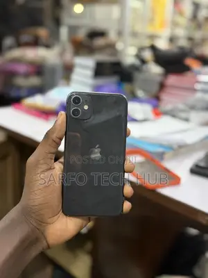 Apple iPhone 11 64 GB Black