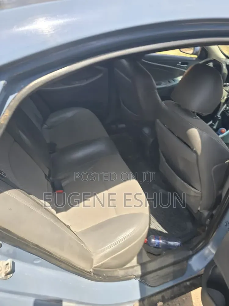 Hyundai Sonata 2012 Blue