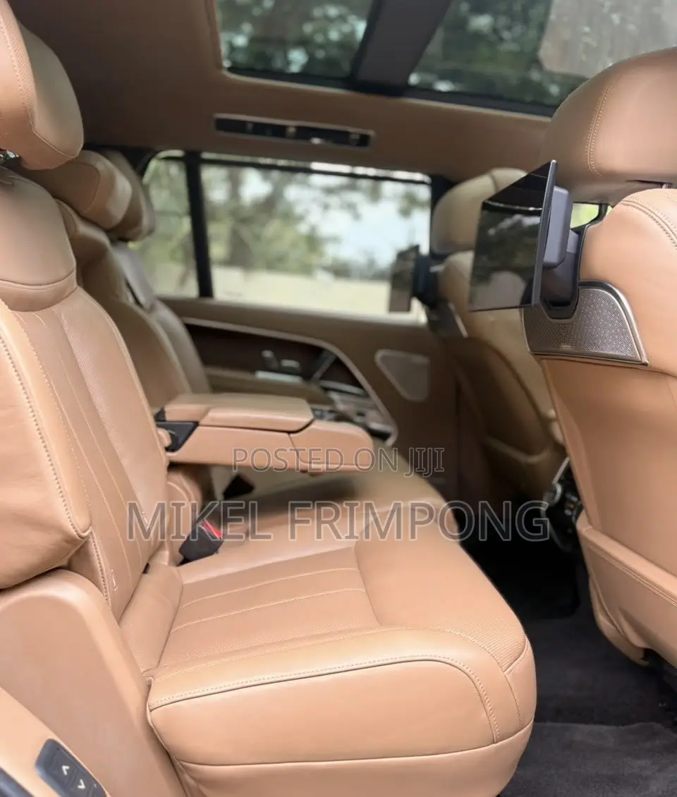 Land Rover Range Rover Vogue 2024 Black