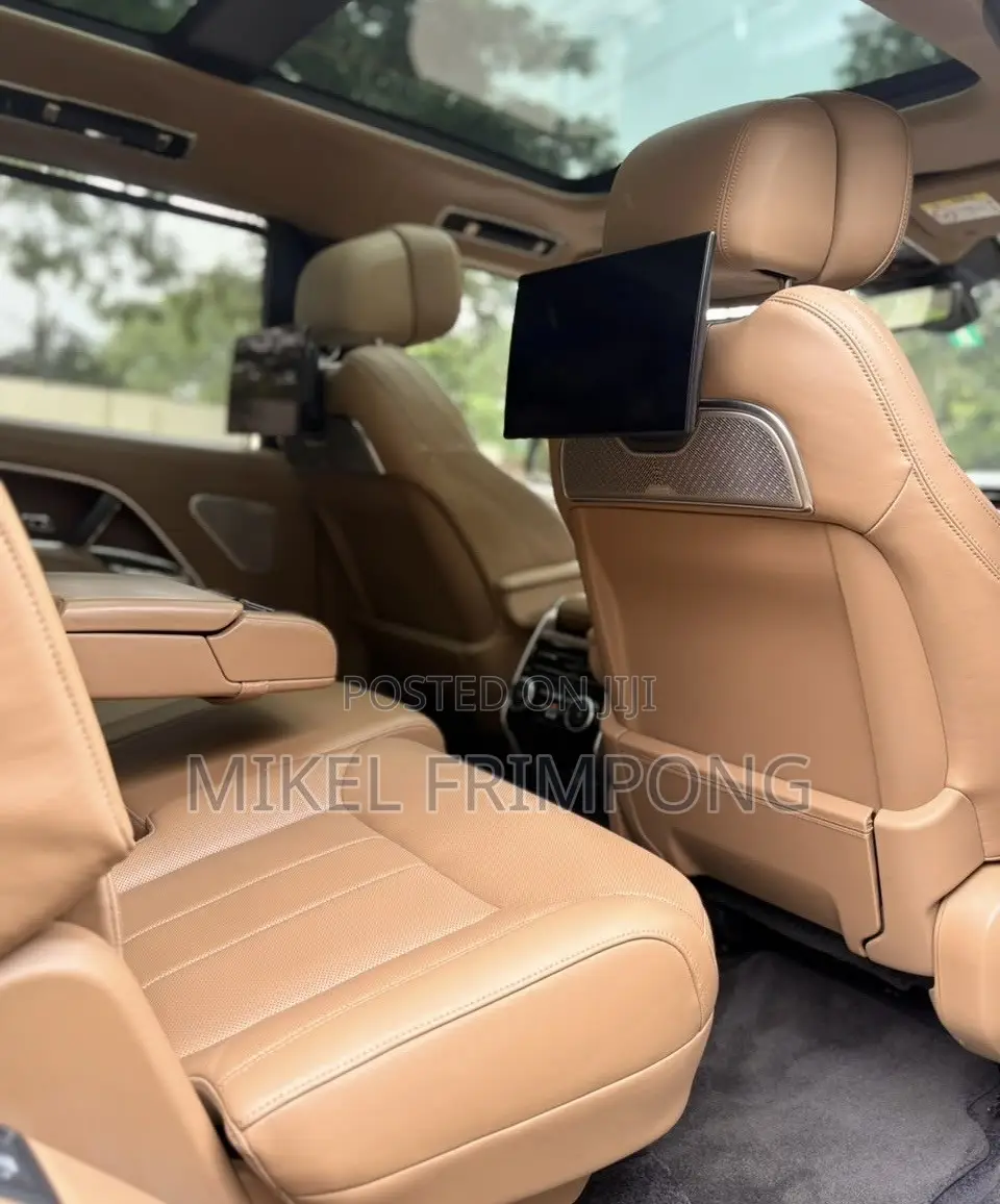 Land Rover Range Rover Vogue 2024 Black