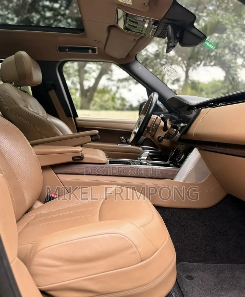 Land Rover Range Rover Vogue 2024 Black