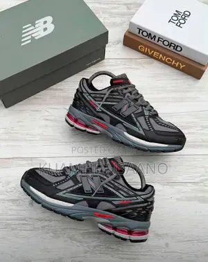 New Balance 1906
