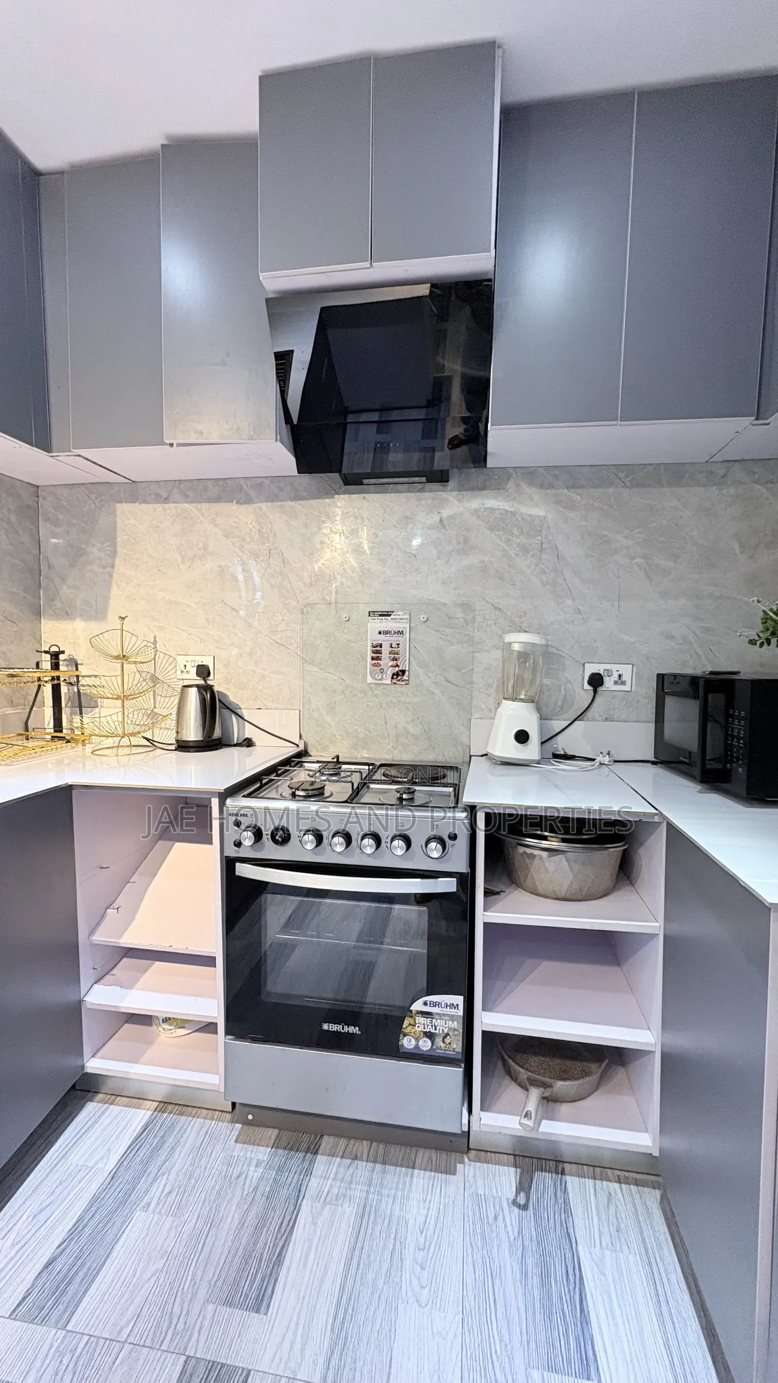 Furnished 3bdrm Duplex in Old Barrier for Rent