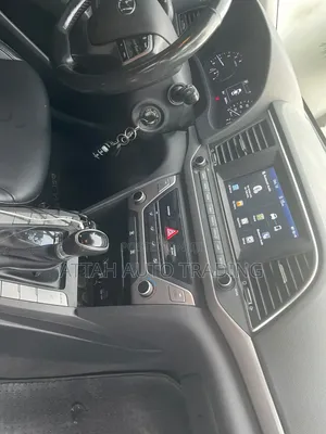Hyundai Elantra 2017 Blue