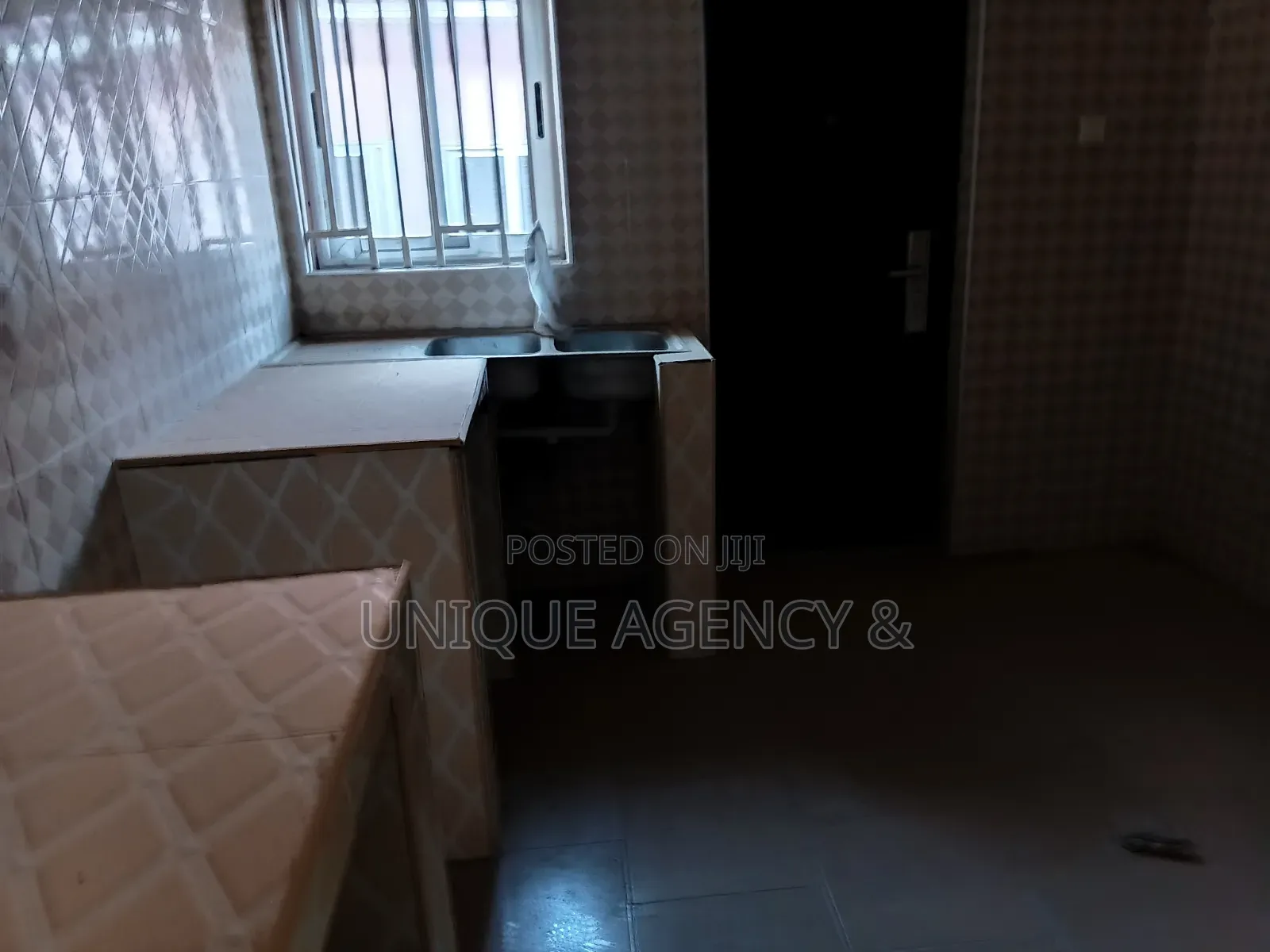2bdrm Bungalow in Community 25 for sale