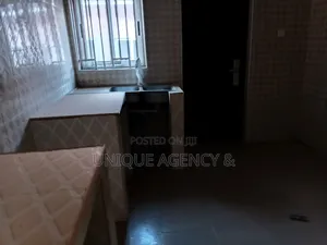 2bdrm Bungalow in Community 25 for sale