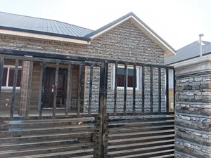 2bdrm Bungalow in Community 25 for sale
