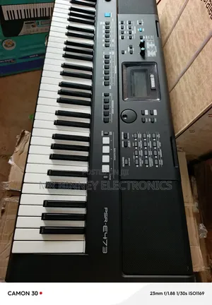Yamaha E473