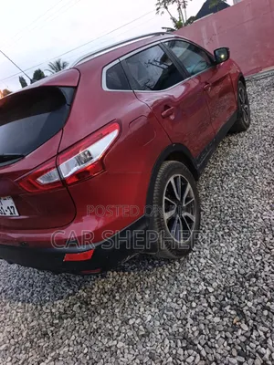 Nissan Qashqai 2017 Red