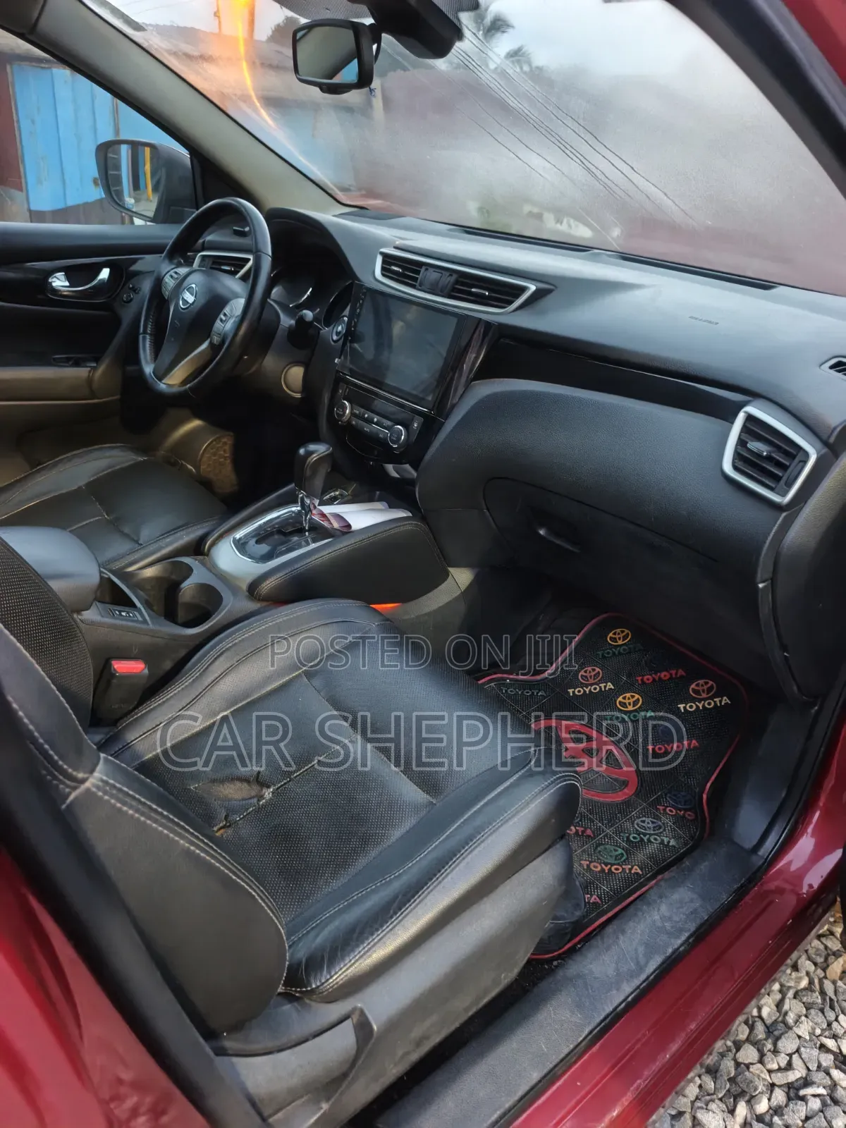 Nissan Qashqai 2017 Red