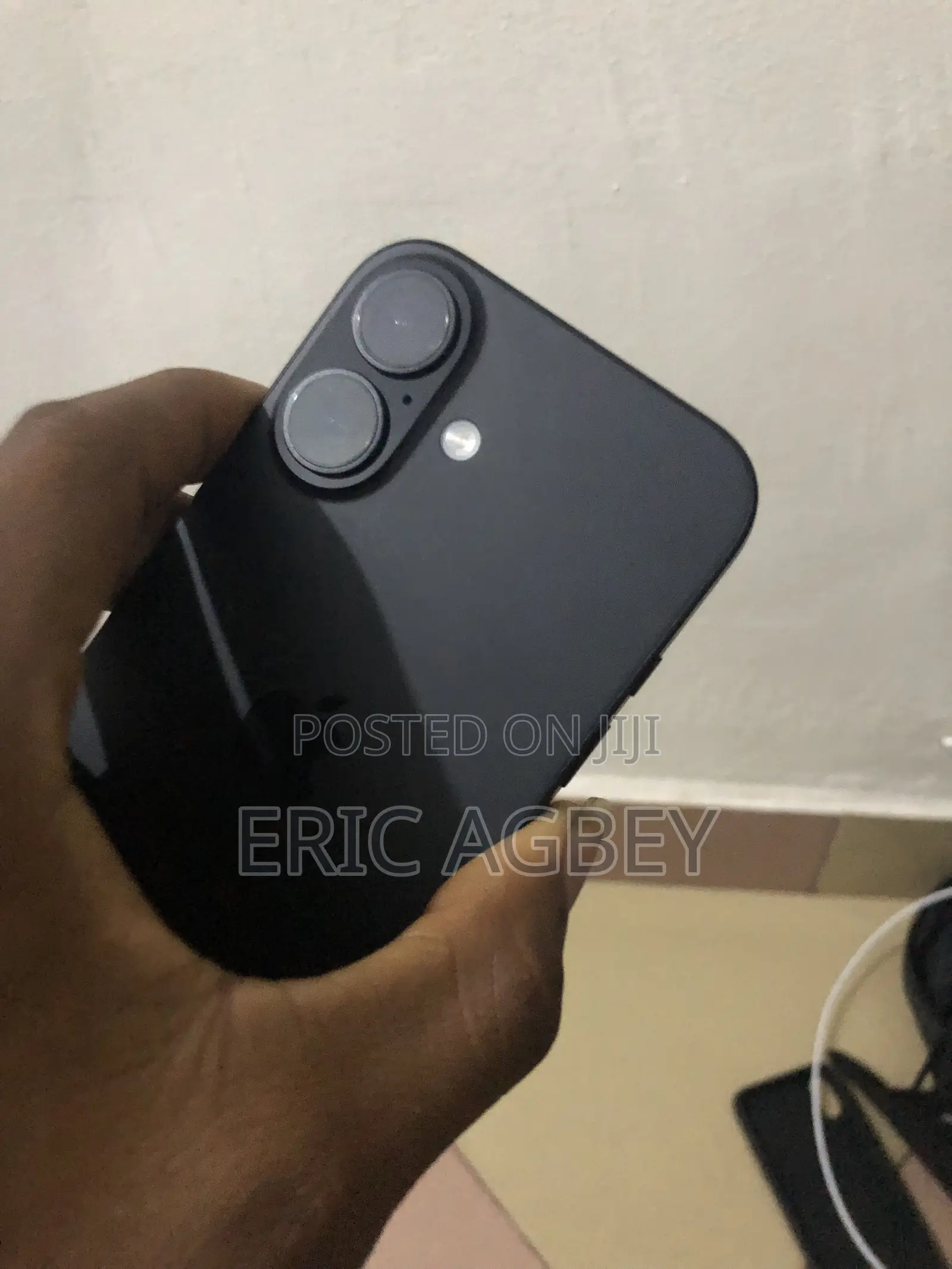 New Apple iPhone 16 256 GB Black