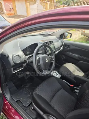 Mitsubishi Mirage 2022 Beige