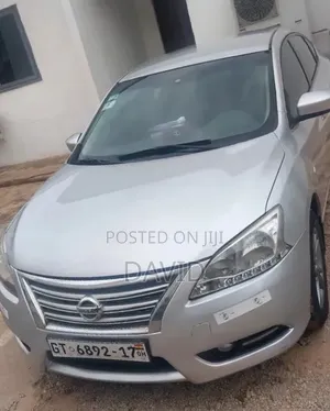 Nissan Sentra S 2016 Silver