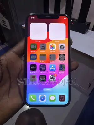 Apple iPhone 11 Pro 64 GB Gray