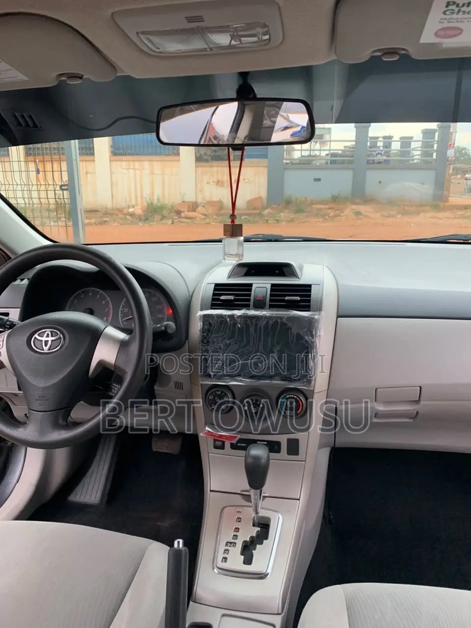 Toyota Corolla 2013 Gray