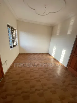 1bdrm Room & Parlour in Adenta New Legon for rent