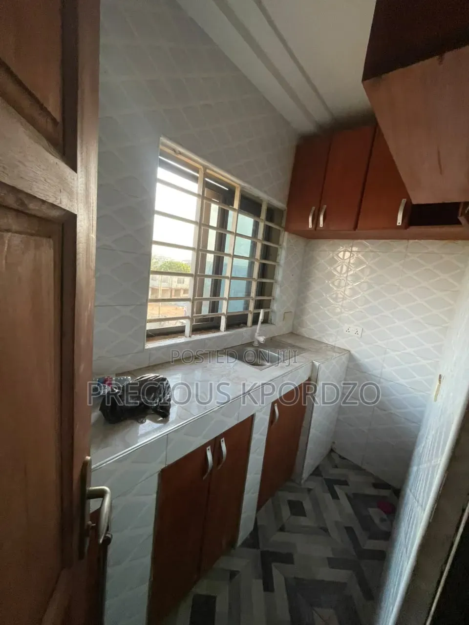 1bdrm Room & Parlour in Adenta New Legon for rent