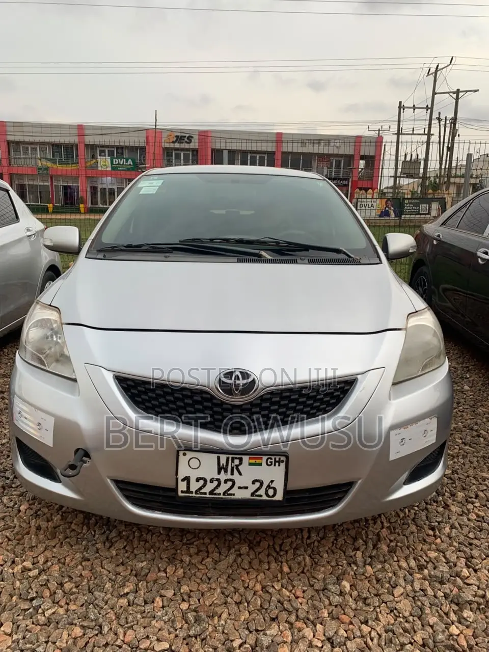 Toyota Belta 2012 Silver
