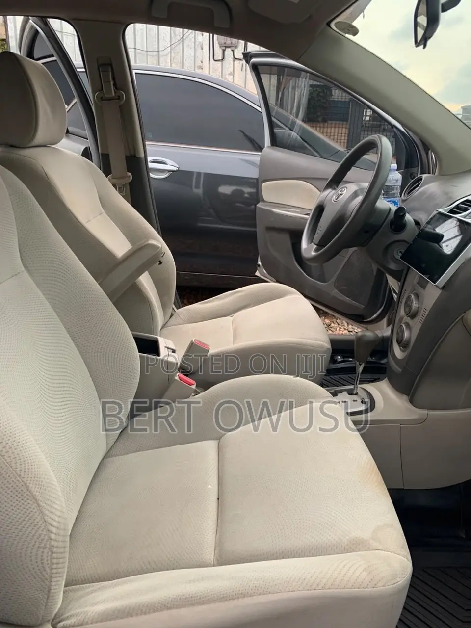 Toyota Belta 2012 Silver