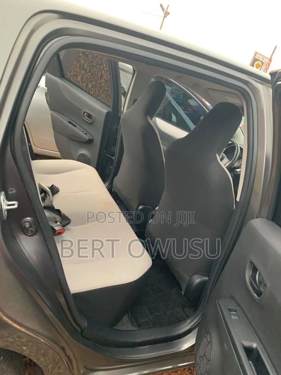 Toyota Vitz 2012 Gray