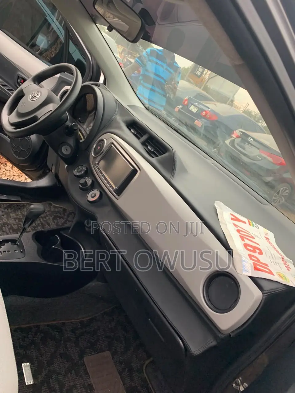 Toyota Vitz 2012 Gray
