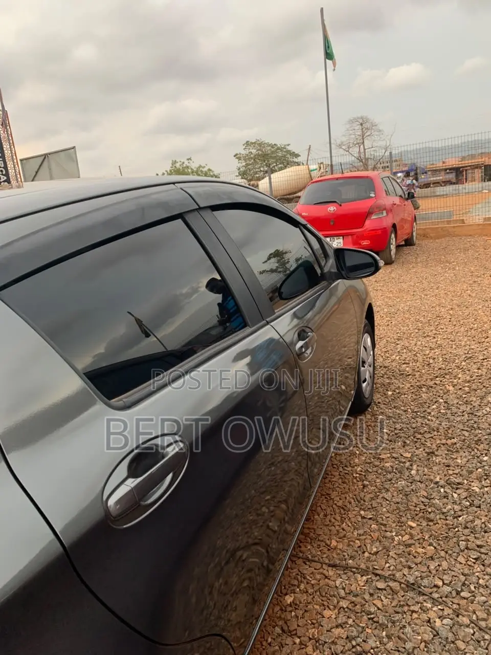 Toyota Vitz 2012 Gray
