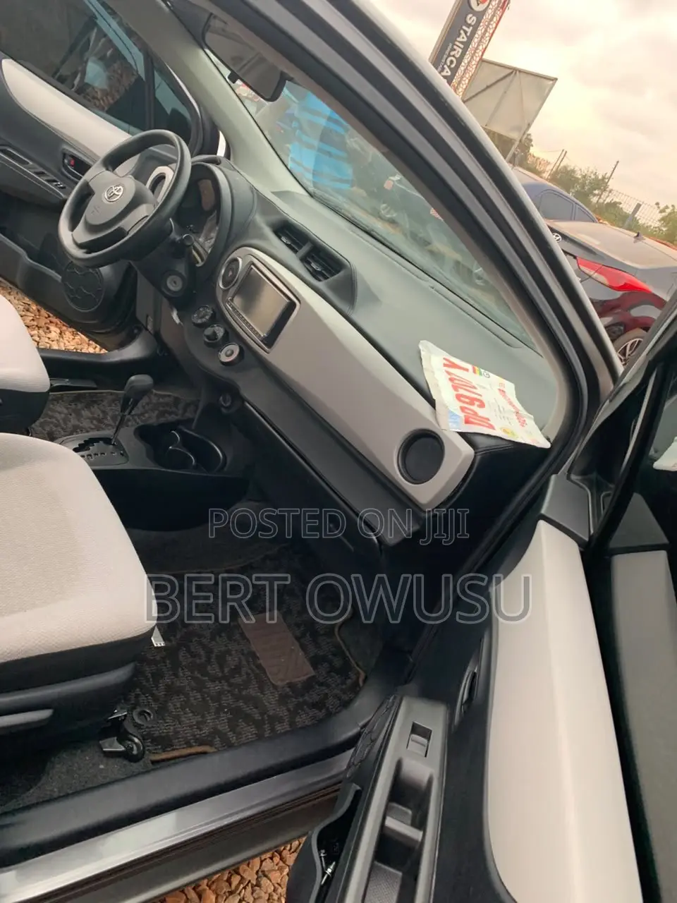 Toyota Vitz 2012 Gray