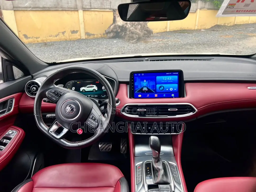 MG HS 30T DCT Trophy 2019 White