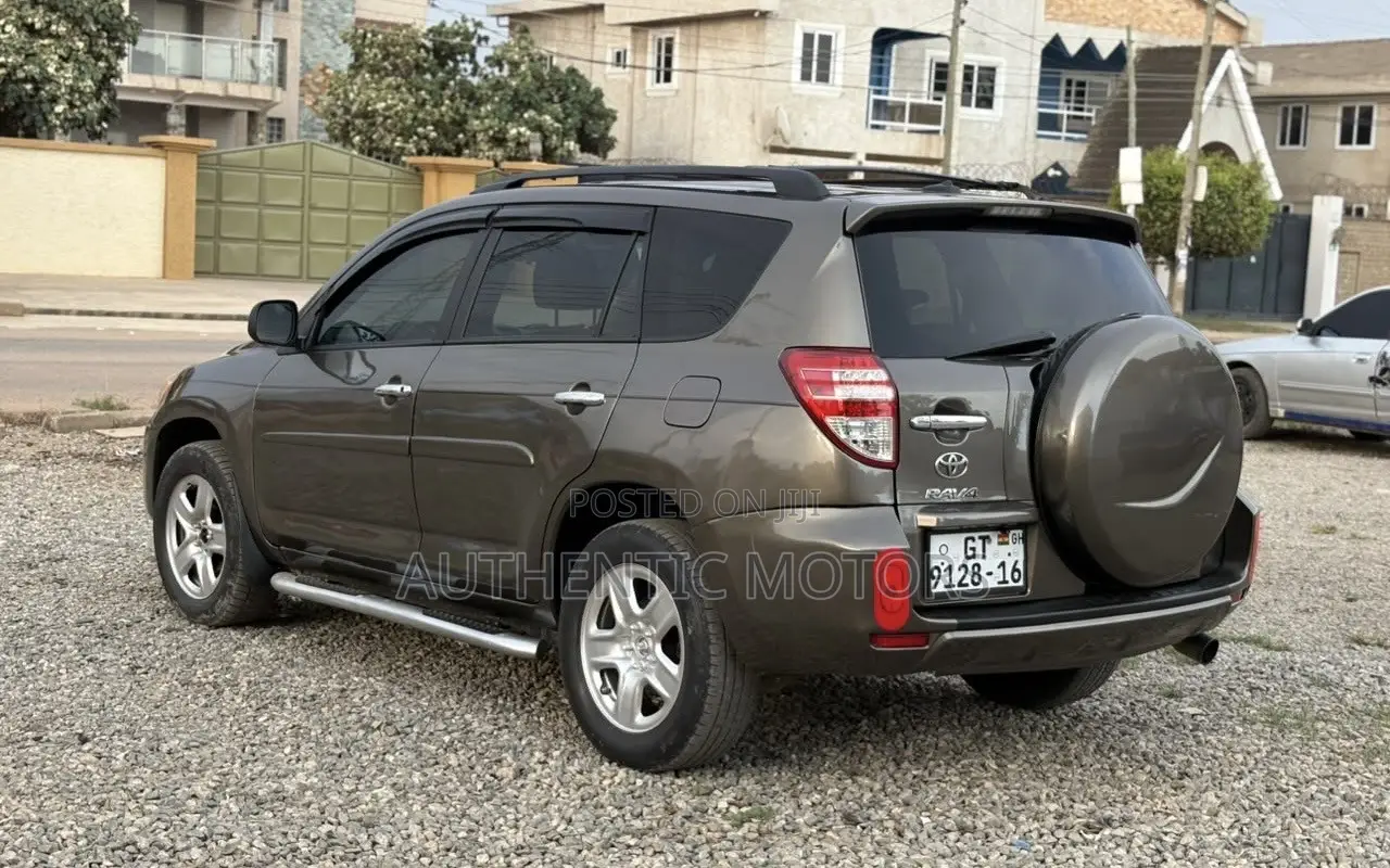 Toyota RAV4 2012 Gray