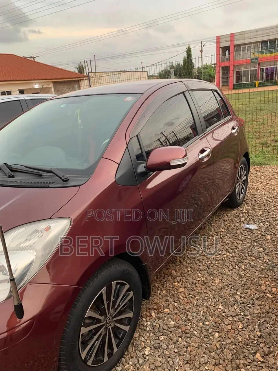 Toyota Vitz 2010 Brown