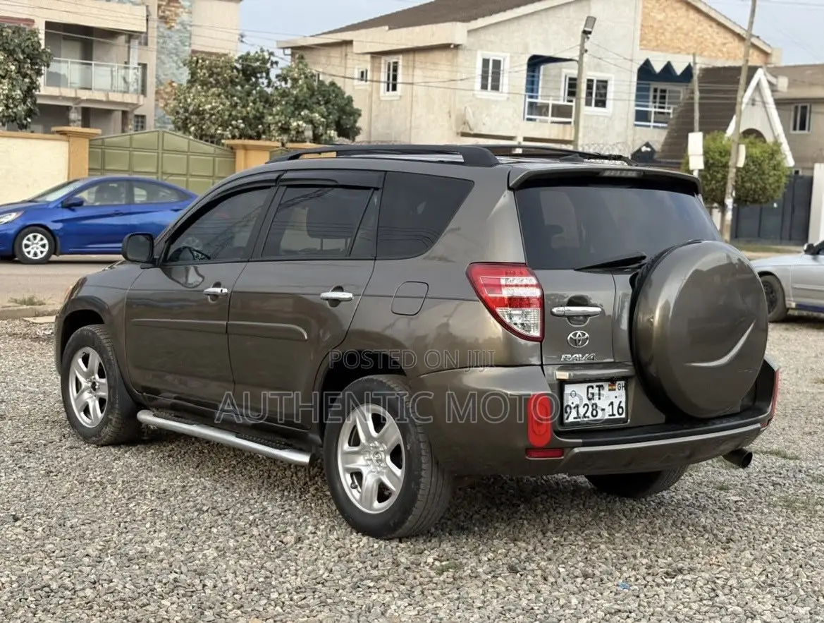 Toyota RAV4 2012 Gray
