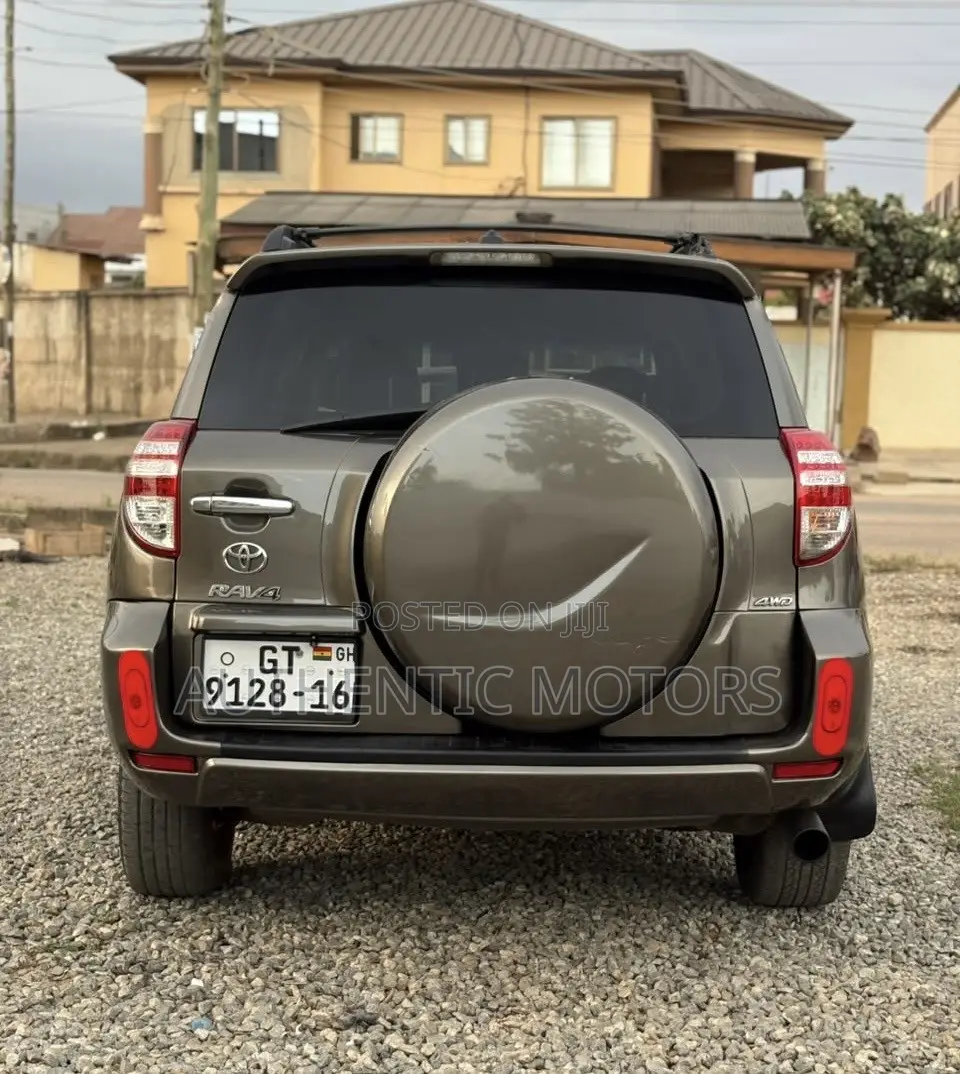 Toyota RAV4 2012 Gray