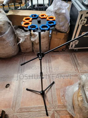 Mmicrophone Stand With 8 Holders