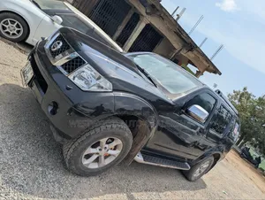 Nissan Pathfinder 2.5 dCi 2009 Black