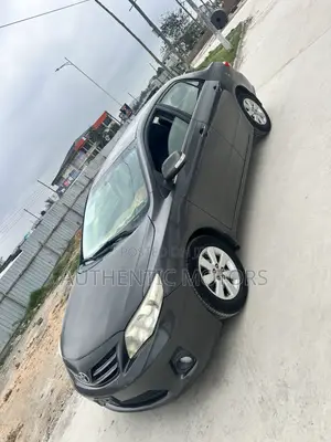 Toyota Corolla 2013 Black